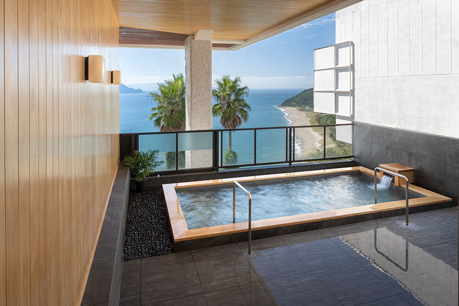 伊良湖天然温泉で癒される